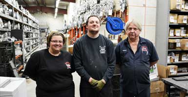 Bruce Auto Parts Support Staff Shipping